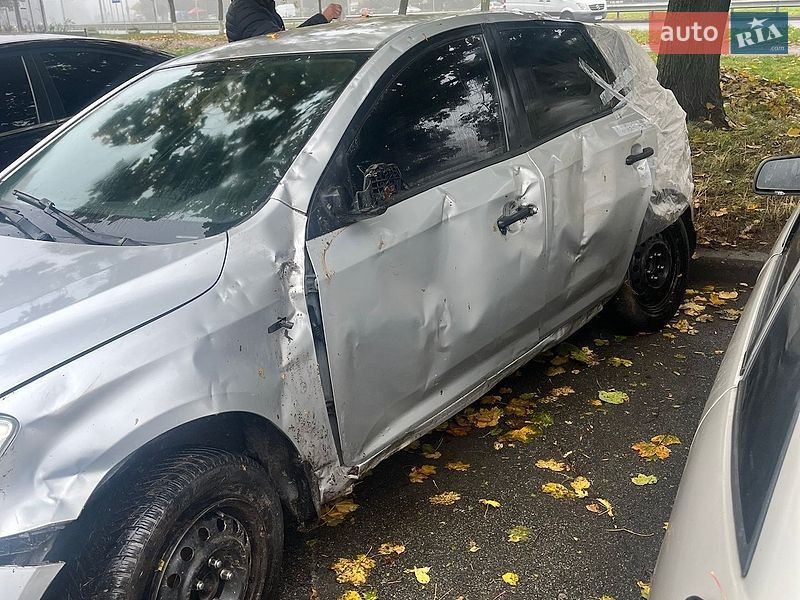 Хэтчбек Kia Ceed 2008 в Киеве