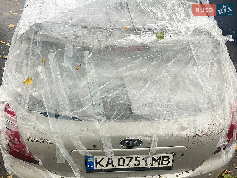 Хэтчбек Kia Ceed 2008 в Киеве