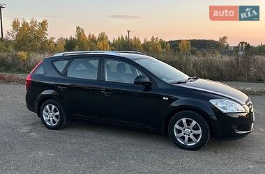 Універсал Kia Ceed 2009 в Коломиї