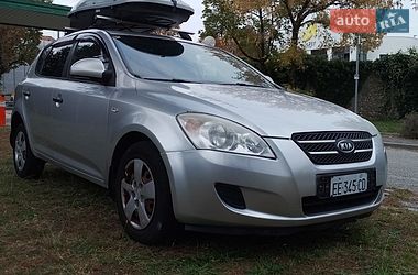 Хетчбек Kia Ceed 2008 в Дніпрі