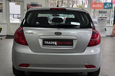 Хэтчбек Kia Ceed 2007 в Киеве
