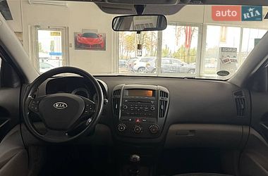 Хэтчбек Kia Ceed 2007 в Киеве