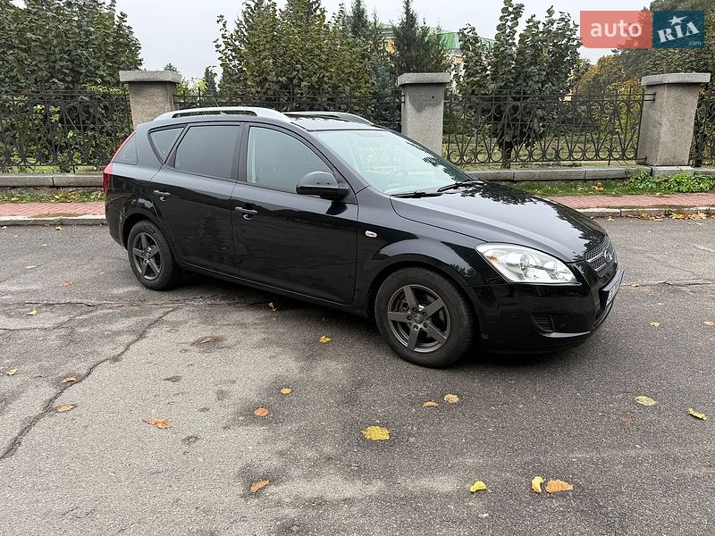 Универсал Kia Ceed 2008 в Умани