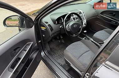 Універсал Kia Ceed 2008 в Умані