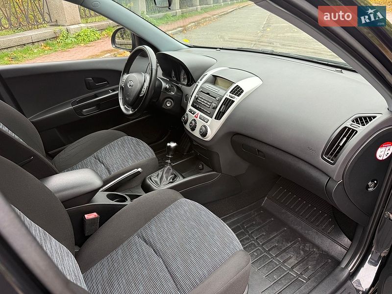 Універсал Kia Ceed 2008 в Умані