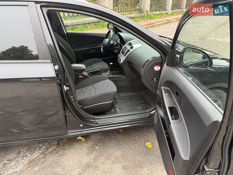 Універсал Kia Ceed 2008 в Умані