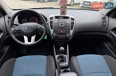 Универсал Kia Ceed 2010 в Днепре