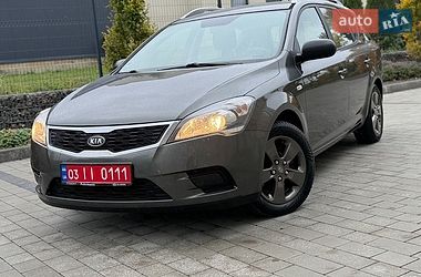 Универсал Kia Ceed 2010 в Луцке