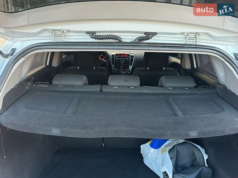 Хэтчбек Kia Ceed 2011 в Тернополе