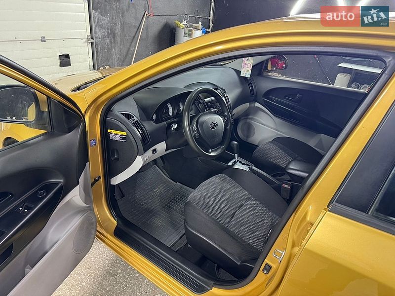 Хетчбек Kia Ceed 2008 в Харкові