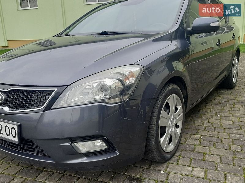 Универсал Kia Ceed 2010 в Стрые
