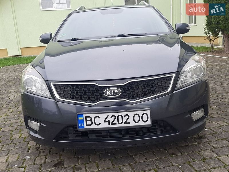 Универсал Kia Ceed 2010 в Стрые