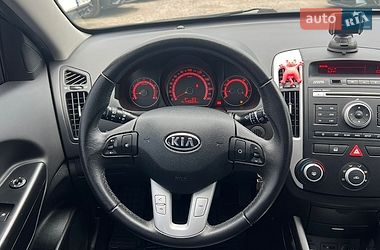 Хетчбек Kia Ceed 2012 в Полтаві