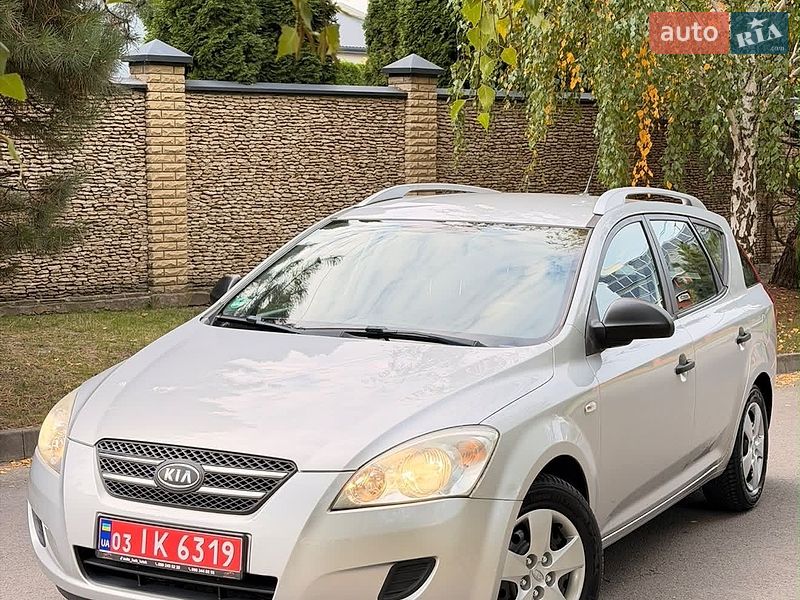 Універсал Kia Ceed 2008 в Рівному