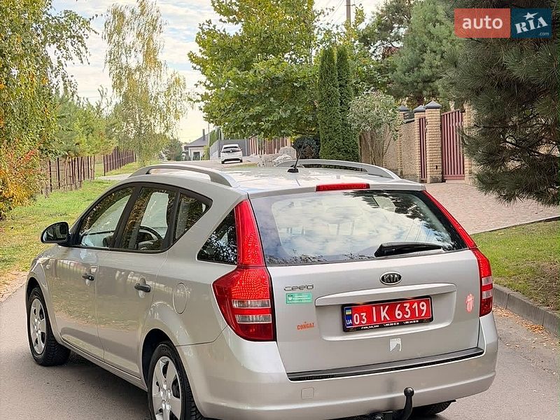 Універсал Kia Ceed 2008 в Рівному
