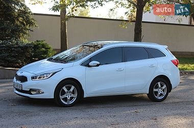 Універсал Kia Ceed 2013 в Дніпрі
