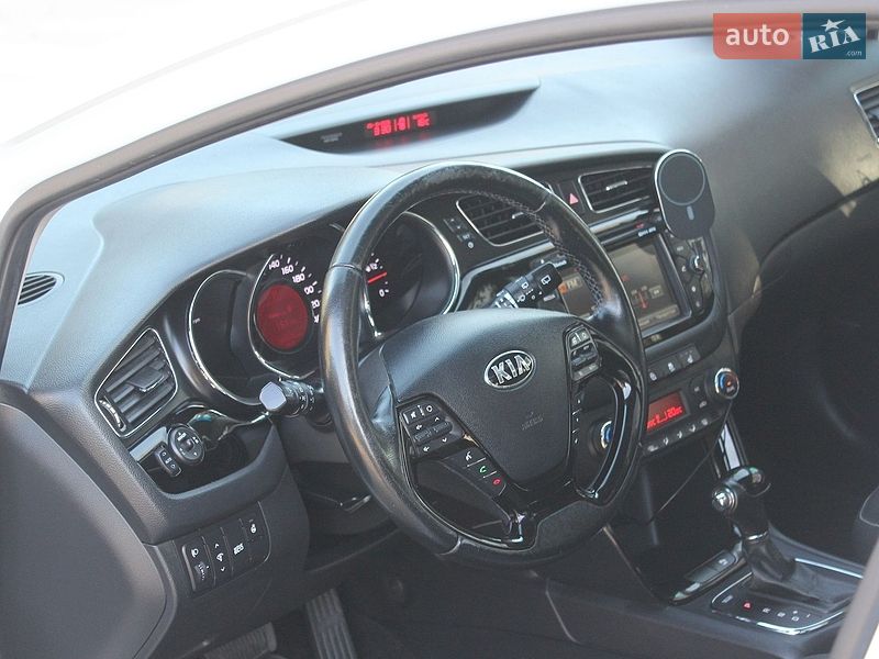 Універсал Kia Ceed 2013 в Дніпрі
