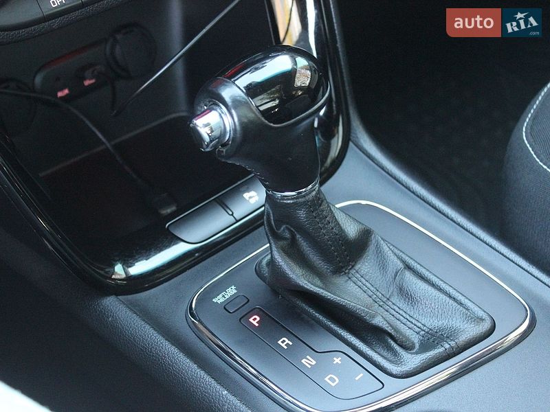 Універсал Kia Ceed 2013 в Дніпрі