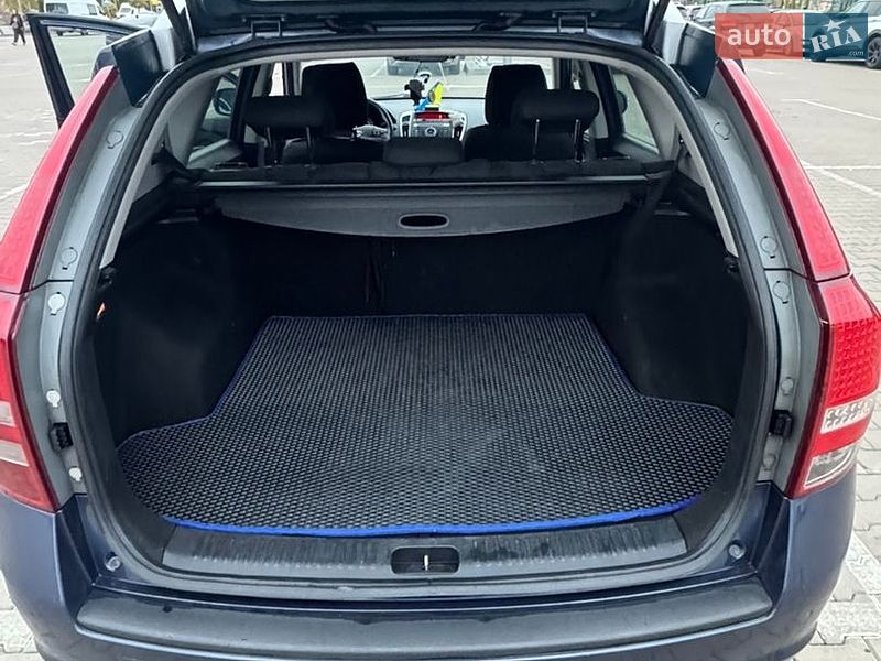 Універсал Kia Ceed 2011 в Софіївській Борщагівці