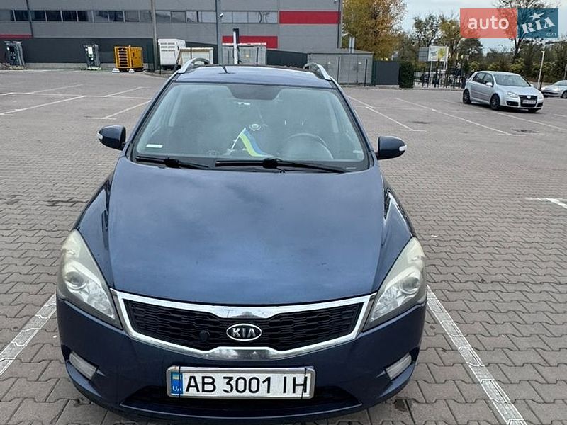 Універсал Kia Ceed 2011 в Софіївській Борщагівці