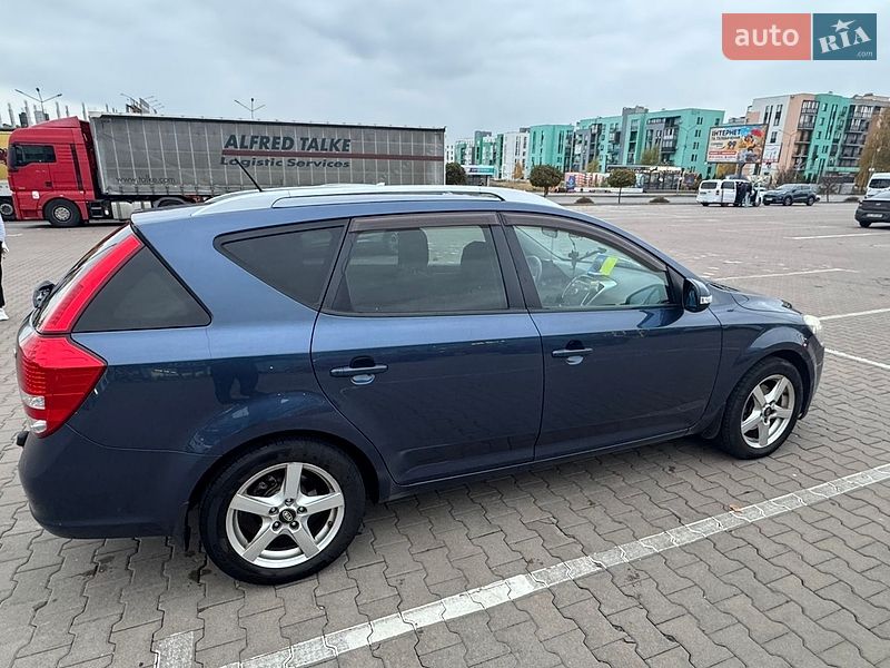 Універсал Kia Ceed 2011 в Софіївській Борщагівці
