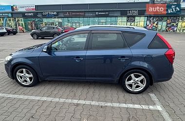 Універсал Kia Ceed 2011 в Софіївській Борщагівці