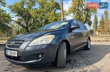 Универсал Kia Ceed 2008 в Николаеве фото 2 Универсал Kia Ceed 2008 в Николаеве