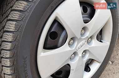 Хэтчбек Kia Ceed 2008 в Чернигове