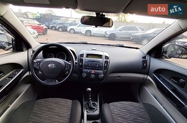 Хэтчбек Kia Ceed 2008 в Чернигове