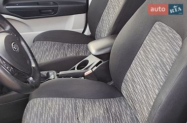 Хэтчбек Kia Ceed 2008 в Чернигове