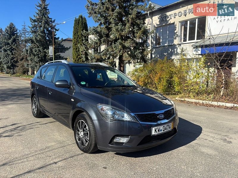 Kia Ceed 2011