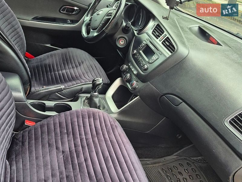 Хэтчбек Kia Ceed 2012 в Одессе