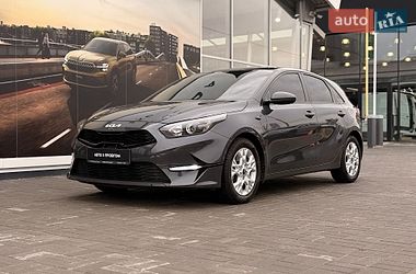 Хэтчбек Kia Ceed 2023 в Киеве