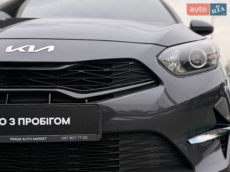 Хэтчбек Kia Ceed 2023 в Киеве