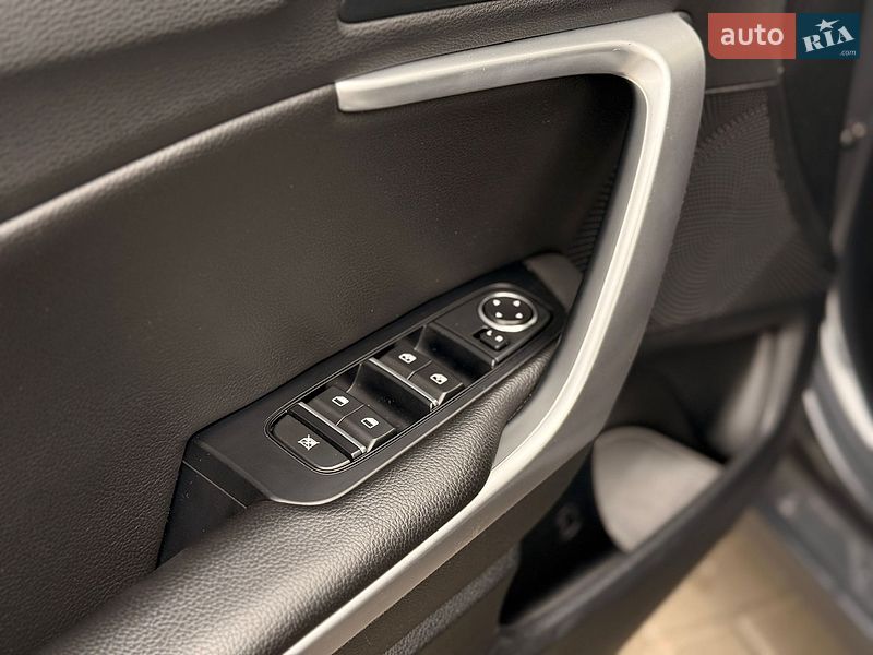 Хэтчбек Kia Ceed 2023 в Киеве