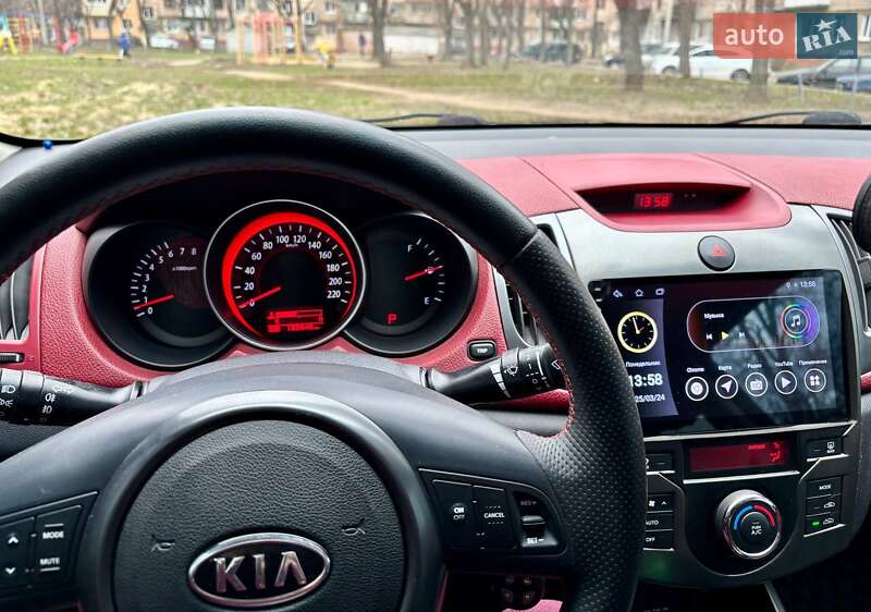 Купе Kia Cerato Koup 2010 в Харькове