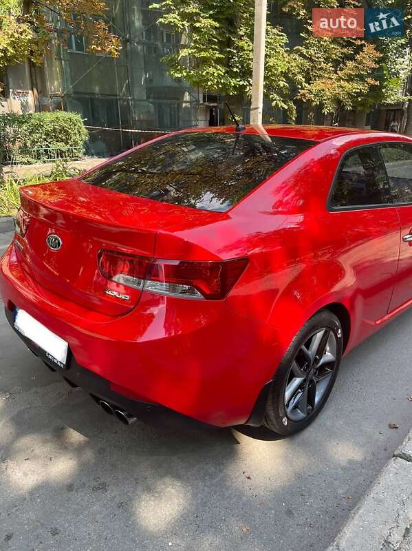 Купе Kia Cerato Koup 2011 в Дніпрі