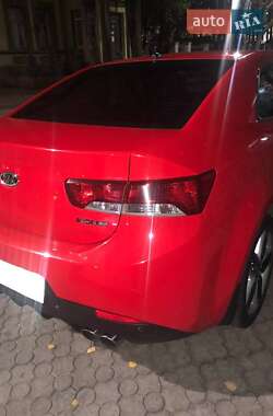 Купе Kia Cerato Koup 2011 в 