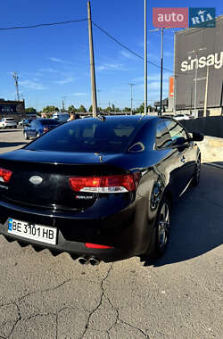 Купе Kia Cerato Koup 2011 в 