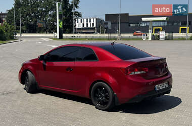 Купе Kia Cerato Koup 2012 в 