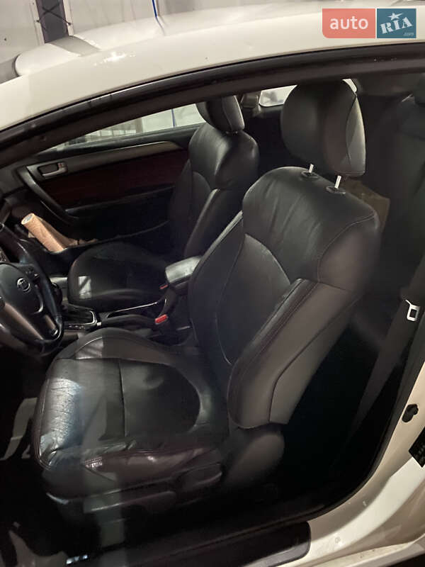 Купе Kia Cerato Koup 2012 в Киеве