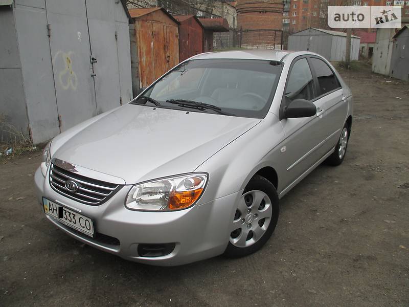 Седан Kia Cerato 2009 в Славянске