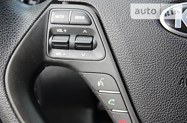 Седан Kia Cerato 2014 в 