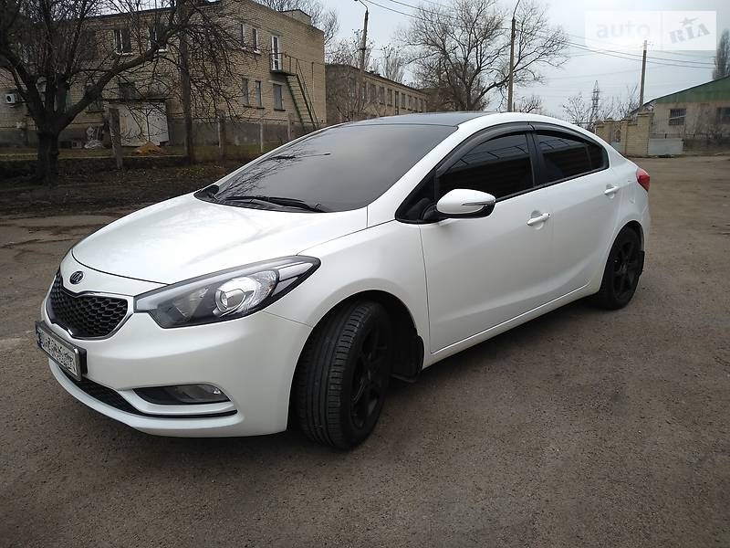 Седан Kia Cerato 2013 в Вознесенську