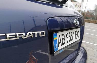 Хэтчбек Kia Cerato 2007 в Виннице