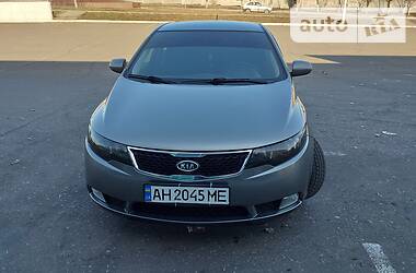 Седан Kia Cerato 2011 в 