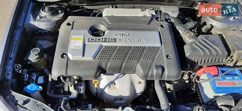 Седан Kia Cerato 2005 в Ужгороде