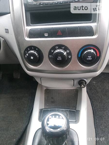 Хетчбек Kia Cerato 2006 в Дубні