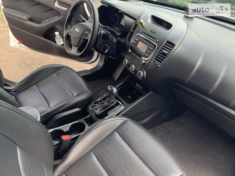 Седан Kia Cerato 2017 в Києві