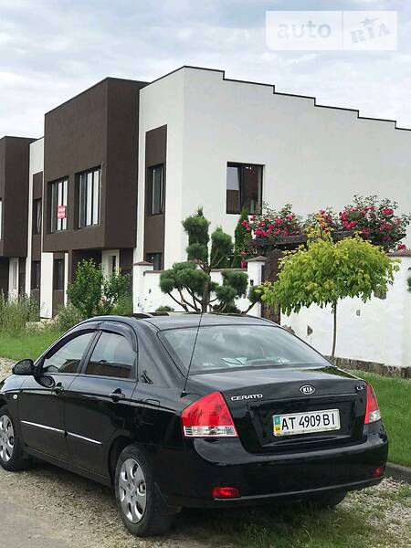 Седан Kia Cerato 2008 в Івано-Франківську